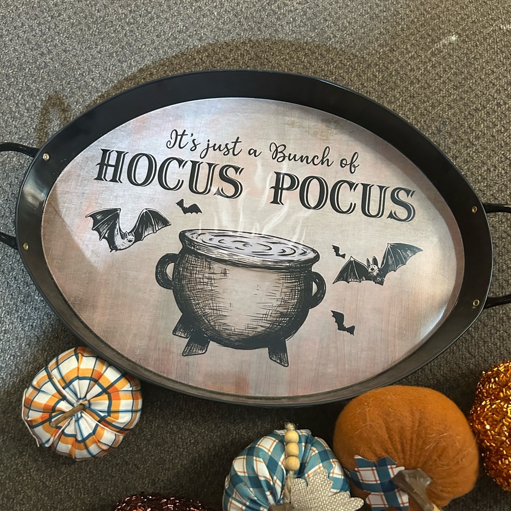 Hocus Pocus Tray & extra pumpkins